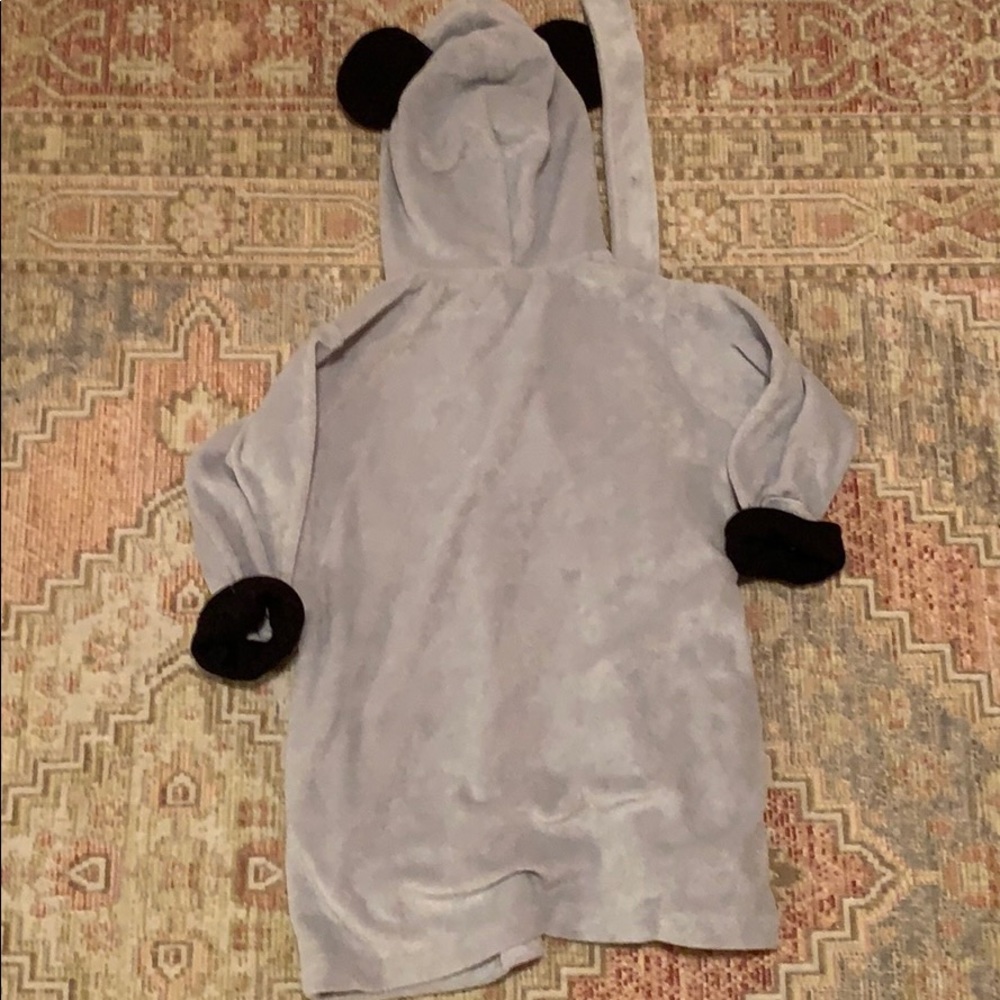 Disney Toddler Mickey Mouse Robe - Size 3T - Picture 2 of 4